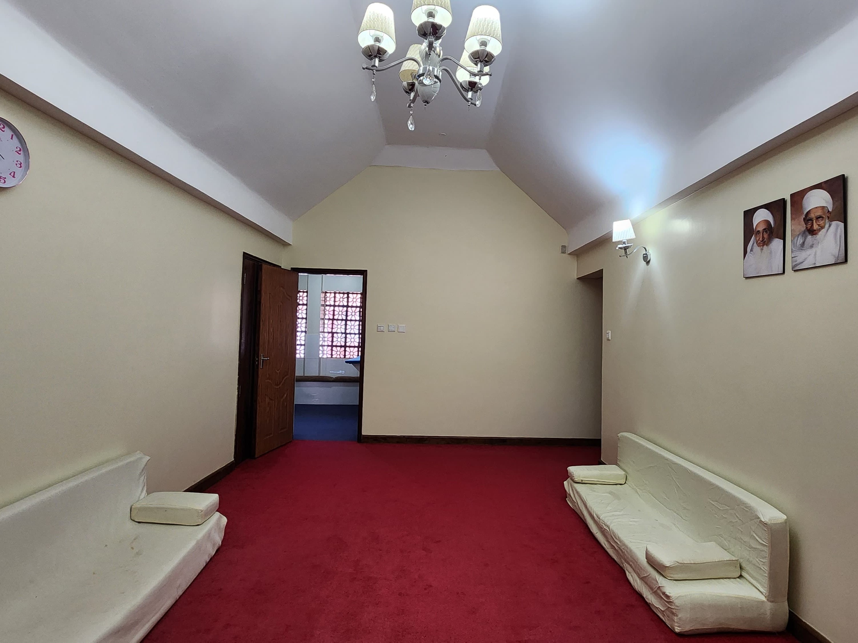 Hall (passage)